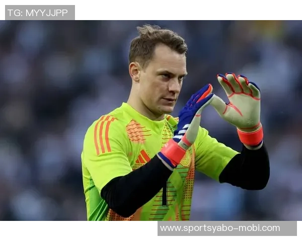 拜仁官方宣布诺伊尔肌肉纤维撕裂冬歇期后有望复出 拜仁官方宣布诺伊尔肌肉纤维撕裂冬歇期后有望复出